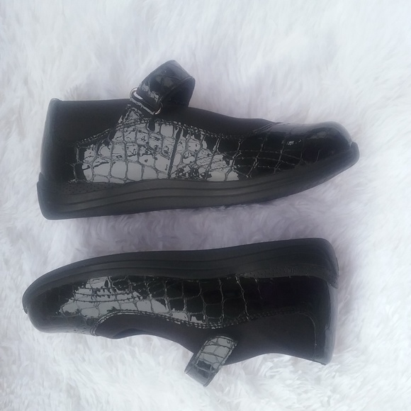 Drew "Rose" Mary Jane Shoes - Picture 3 of 7